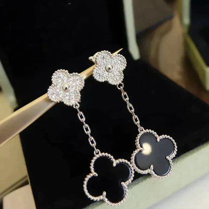 [AuraEcho]CLOVER 2 MOTIFS  DIAMOND ONYX EARRINGS SILVER