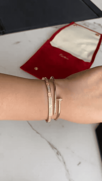 [AuraEcho] JUSTE Diamond & LOVE Diamond-Paved Bracelet Stack Set