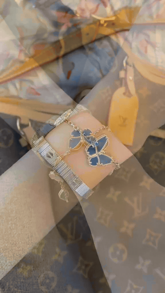 [AuraEcho] Lucky Spring Butterfly 5-Motif & LOVE Unlimited Bracelet Stack Set