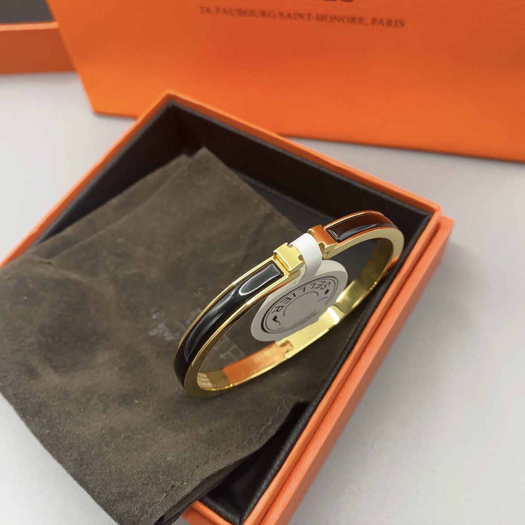 [AuraEcho]CLASSIC HM CLIC BLACK 8MM ENAMEL BRACELET